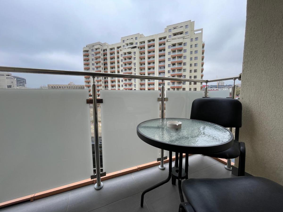 Apartment Near Palas Mall ยาช ภายนอก รูปภาพ