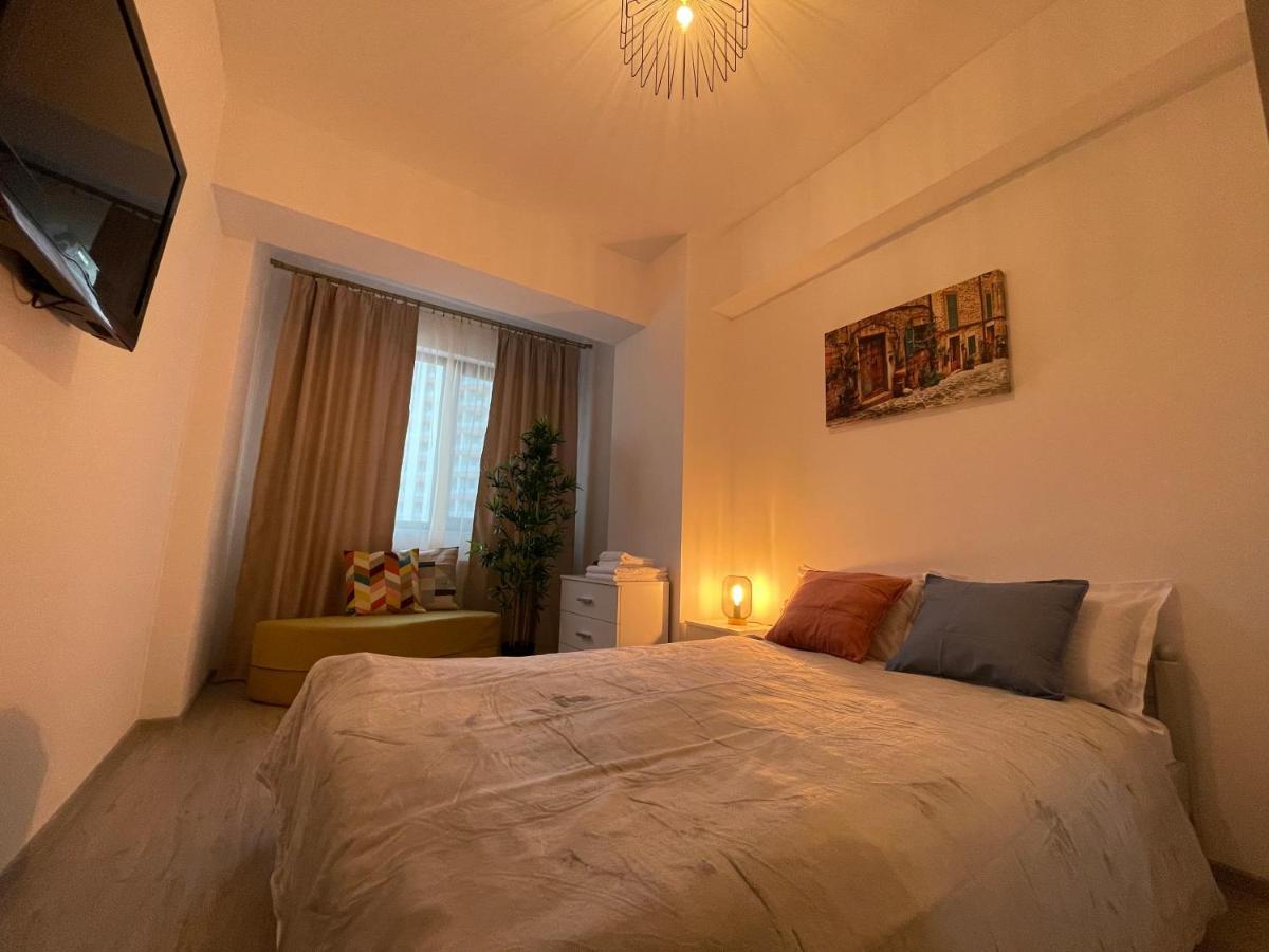 Apartment Near Palas Mall ยาช ภายนอก รูปภาพ